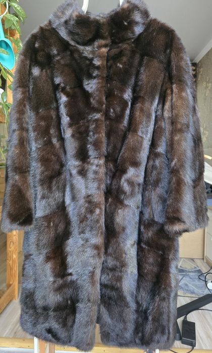 Продам норковую шубу