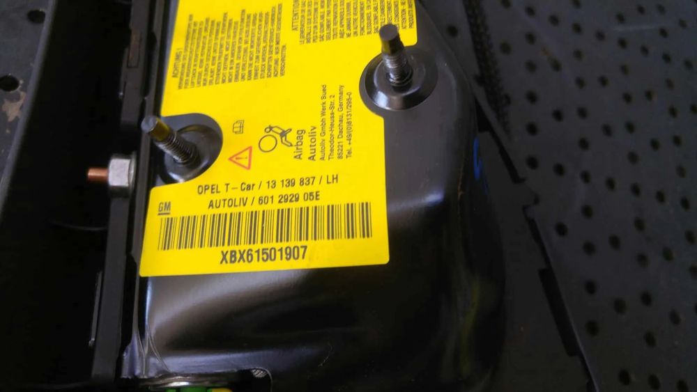 Airbag scaun stanga opel astra h a04 13139837lh