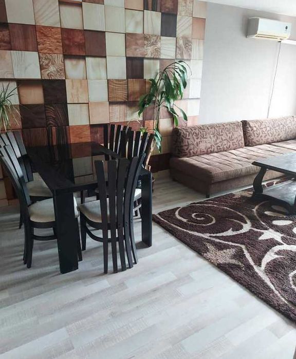 Дава се под наем Тристаен апартамент в Бургас, Възраждане - 80 кв.м за 325 € - Снимка #1