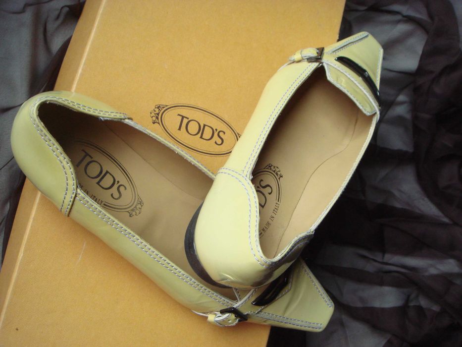 Мокасины Tod's 36,5-37 Лаковые Цвет Лимон  Италия Оригинал Новые