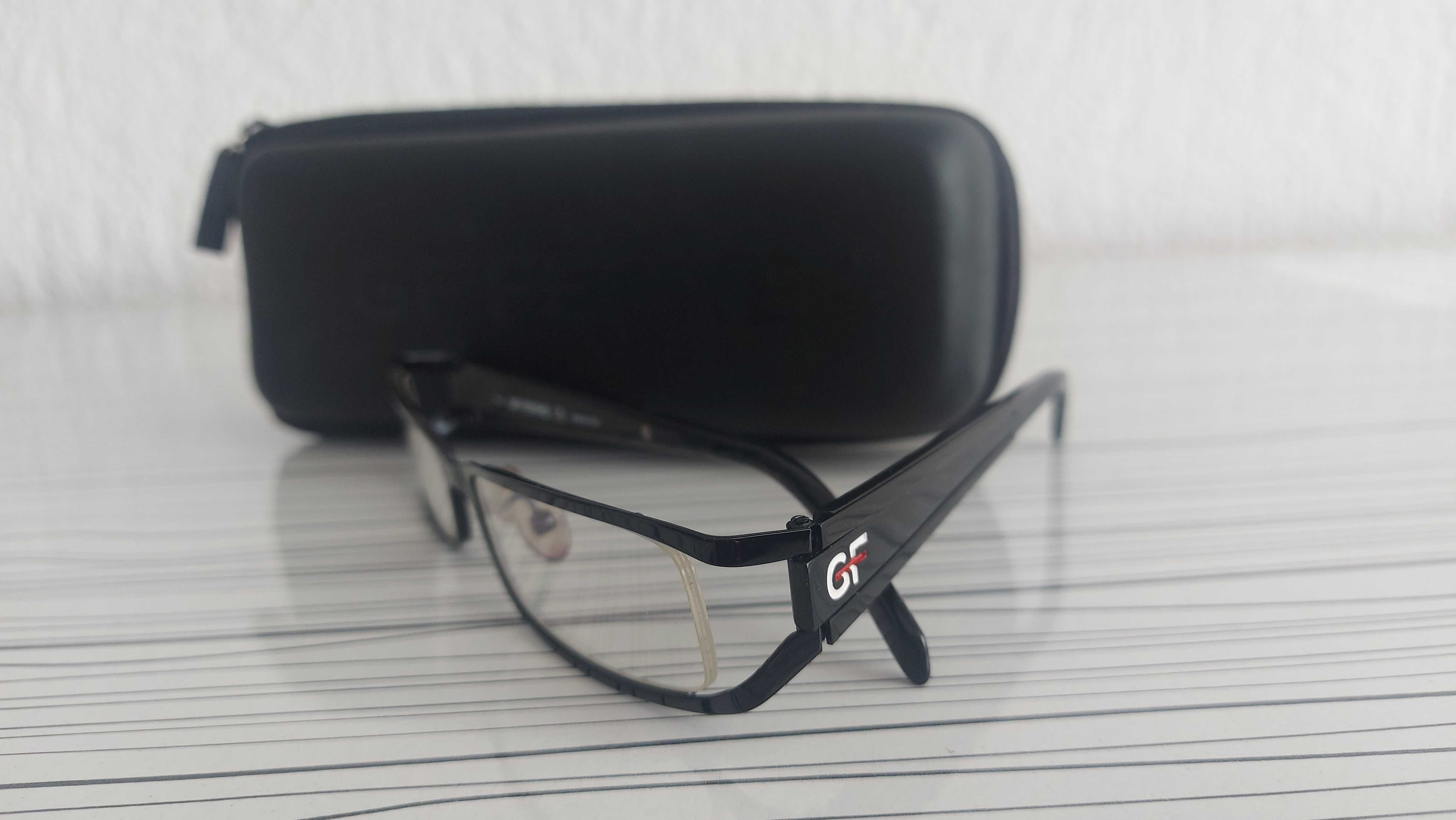 Очила с антирефлекс стъкла