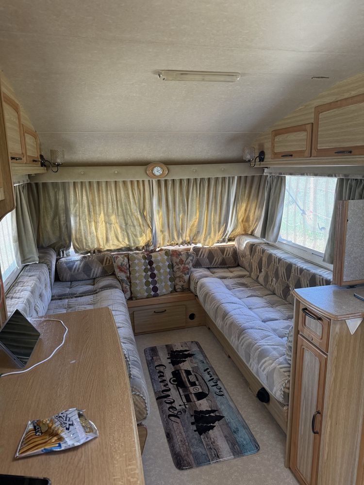 Каравана Elddis