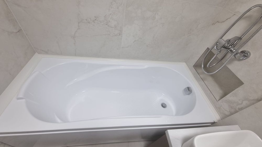 Cada si coloana dus cu baterie Ferro noi