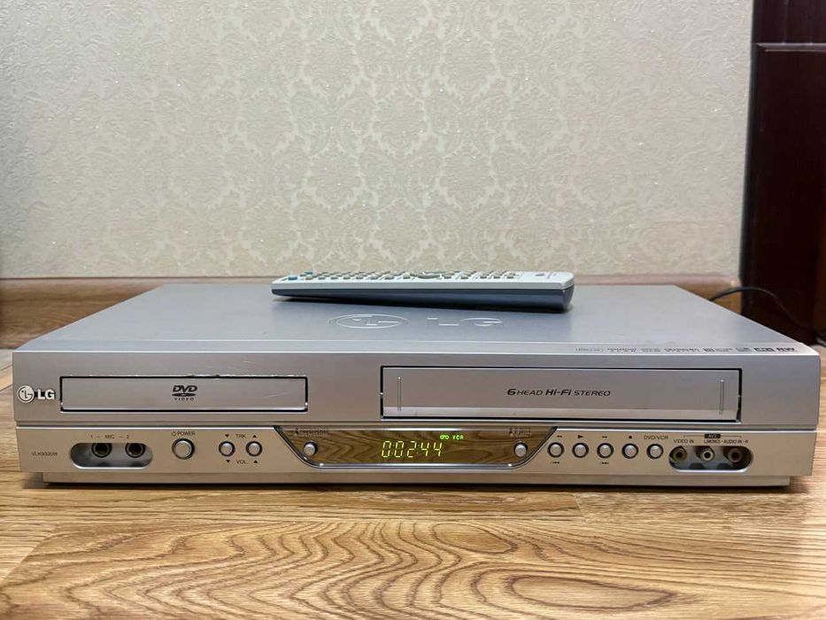 Видеомагнитофон & DVD LG - 6 Head Hi-Fi Stereo. Made In Korea!