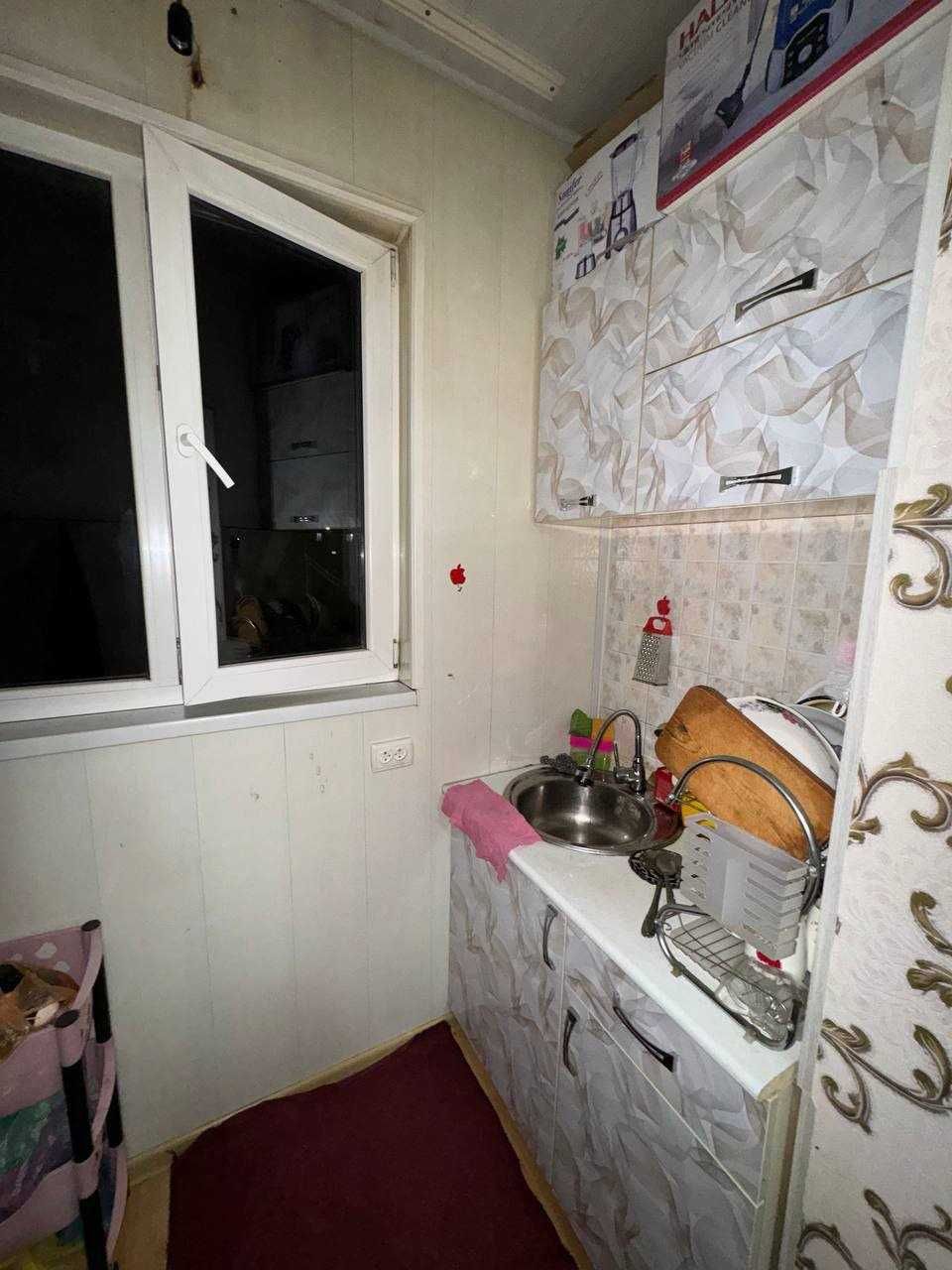 СРОЧНО !!! Продается квартира в Яшнабаде 1/3/4 ( 42 кв/м ) Асалобод 2