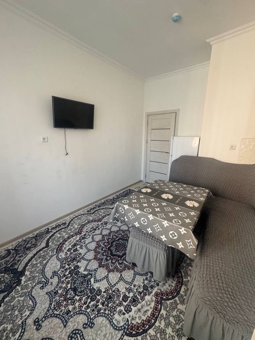 Xona ijaraga beriladi yoki 4ta qiz olinadi