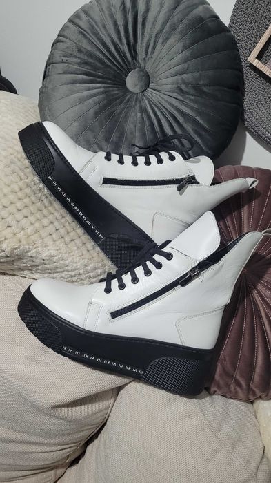 Чисто нови модерни боти от естествена кожа