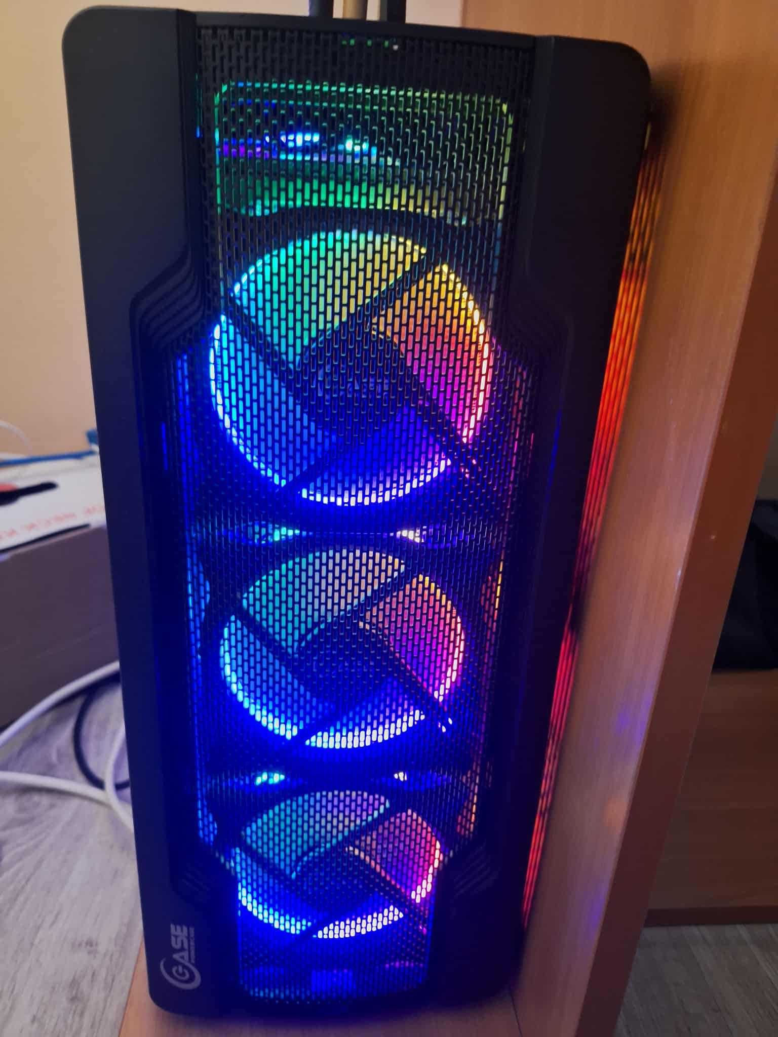 Геѝмърски комп. /Gaming PC с водно охлаждане