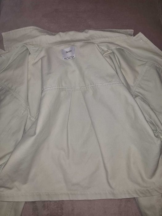 Geaca Bershka Femei - S