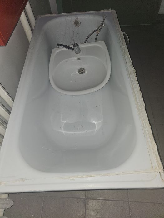 Ванная, с раковиной. Б/у