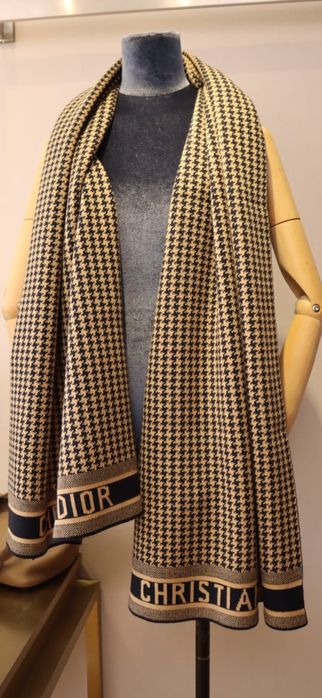 Fular Christian Dior, model 2026, 2 modele