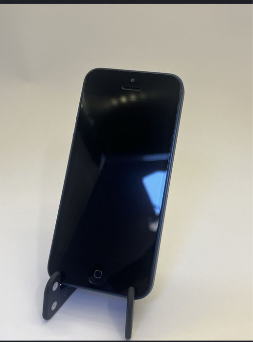 iPhone 5 Dark Blue – перфектен външен вид