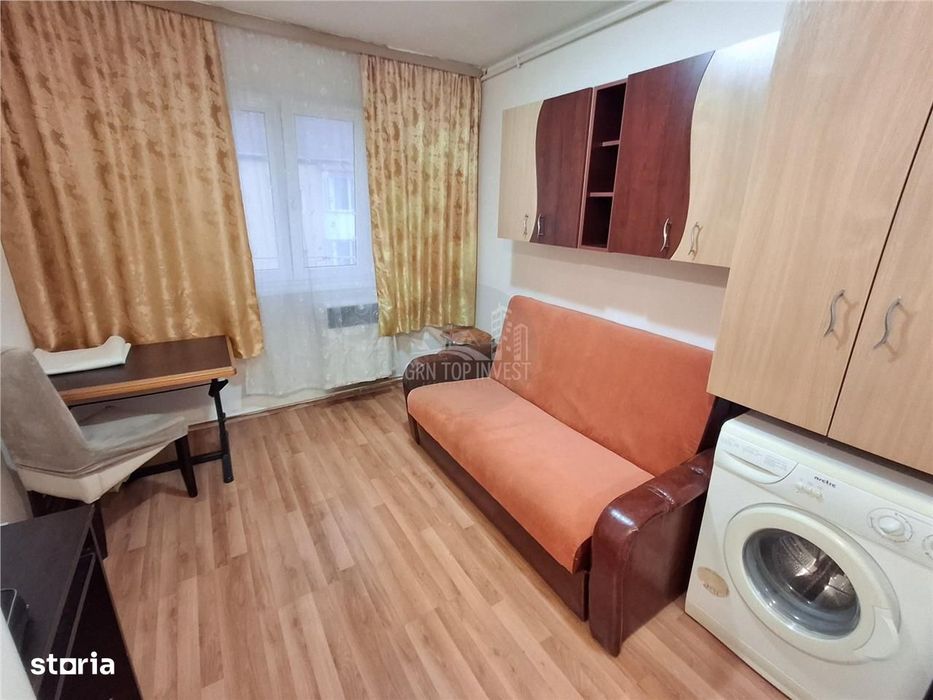 Garsoniera zona Vasile Aaron