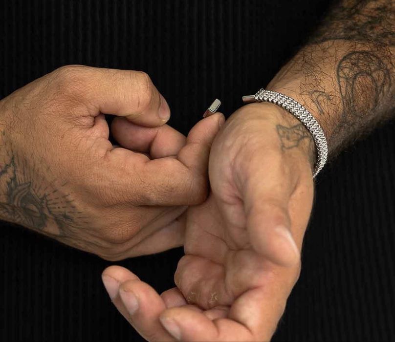 Гривна “wire” от iced out