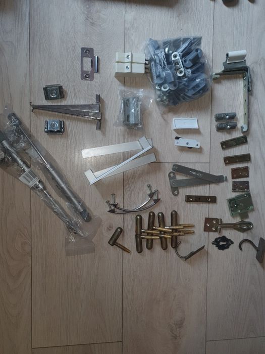 Piese mobila si termopan balamale antiflambaj reglabile