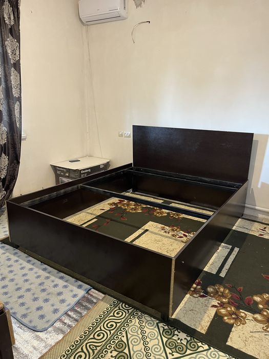 Кровать двухспальня