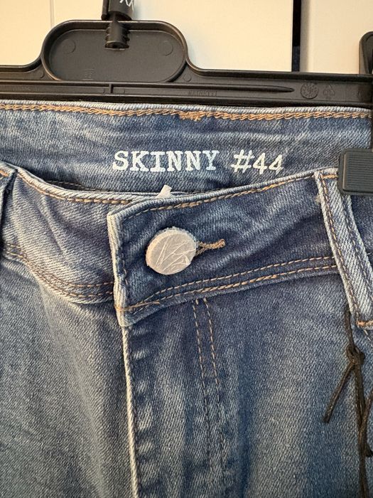 Blugi dama NOI skinny marime 44