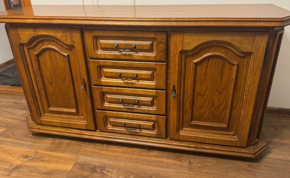 Vitrina si comodă lemn masiv