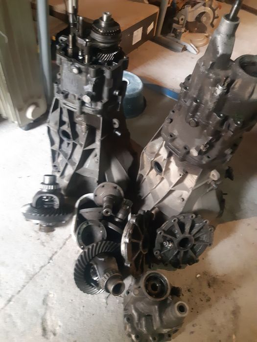 Коробка  ауди 100 щука в разобранном состоянии