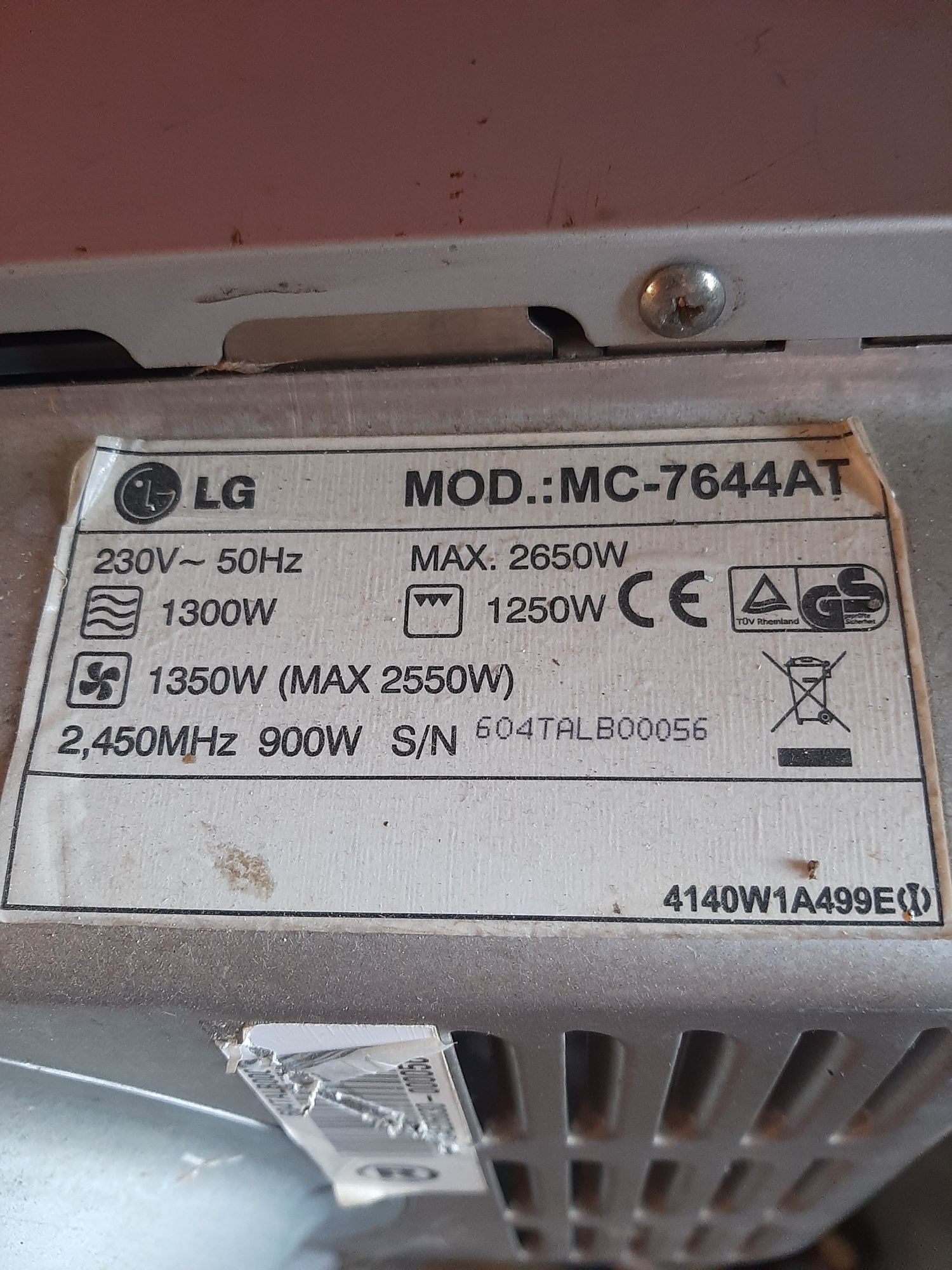 LG. MC-7644AT   Микровълнова фурна с грил