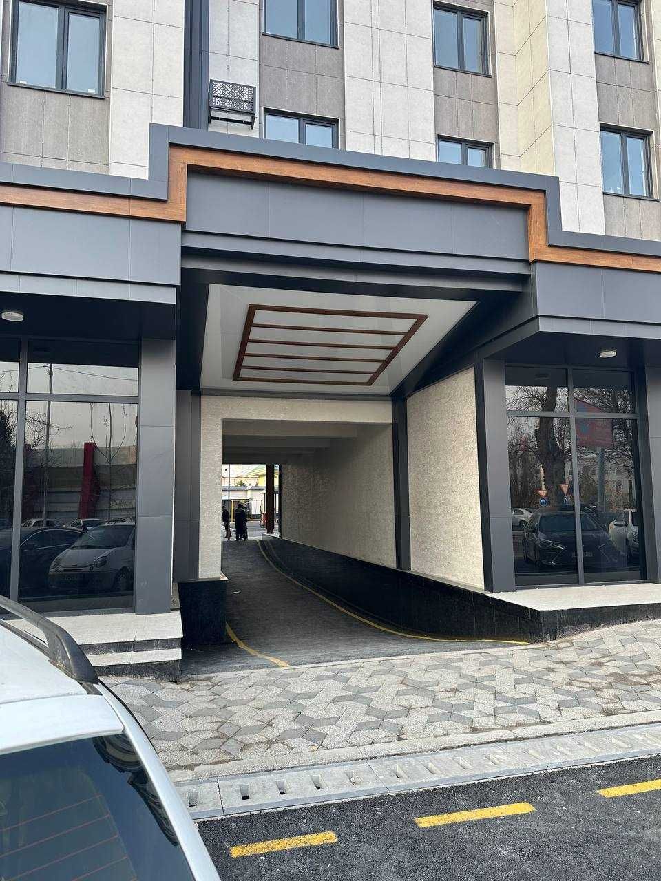 Яккасаройда 3 хонали новостройка сотилади
