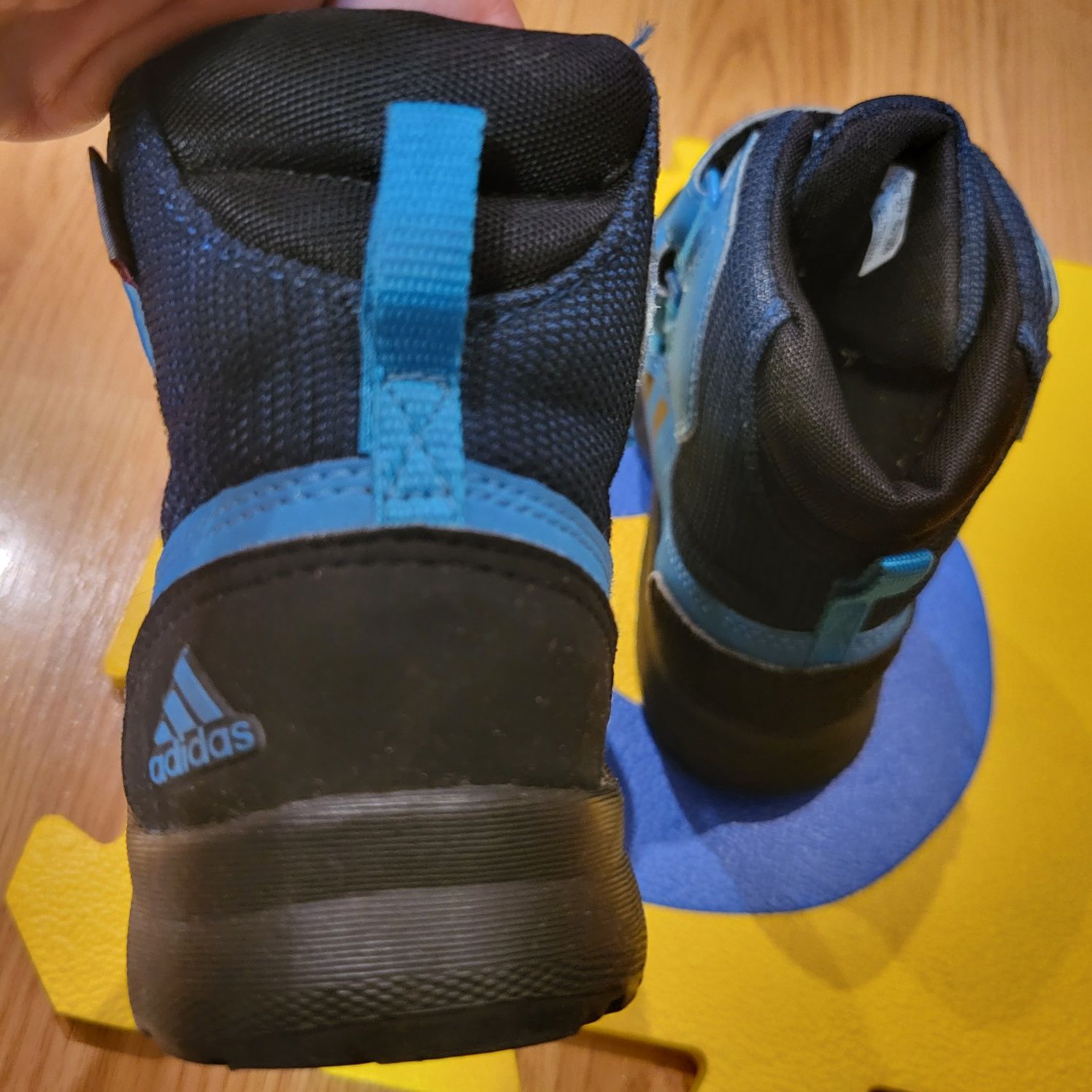 Adidas Traxion Climawarm, nr.27