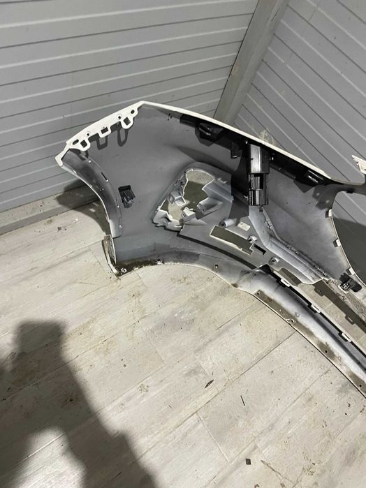 Bara fata Ford Kuga ST-line An 2020 - 2025 cod LV4B-17D957-H