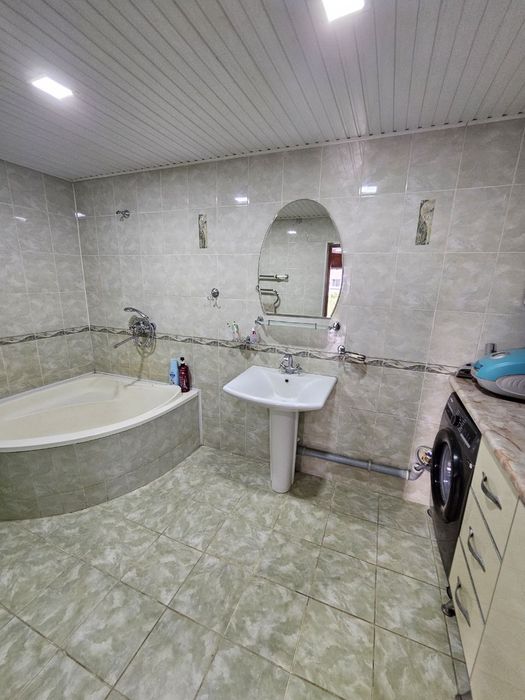 4 x kvartira gishtli srochni agentsiz