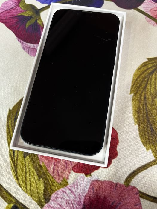 Iphone 13  отлично състояние