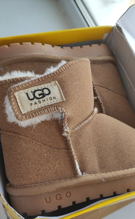 Продам детские угги