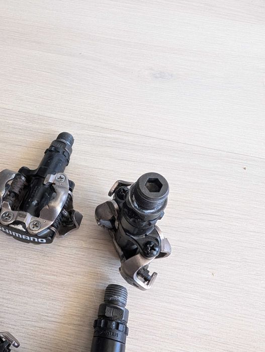 Shimano SPD педали M520