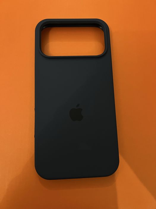 Huse iphone 17 pro max sigilate