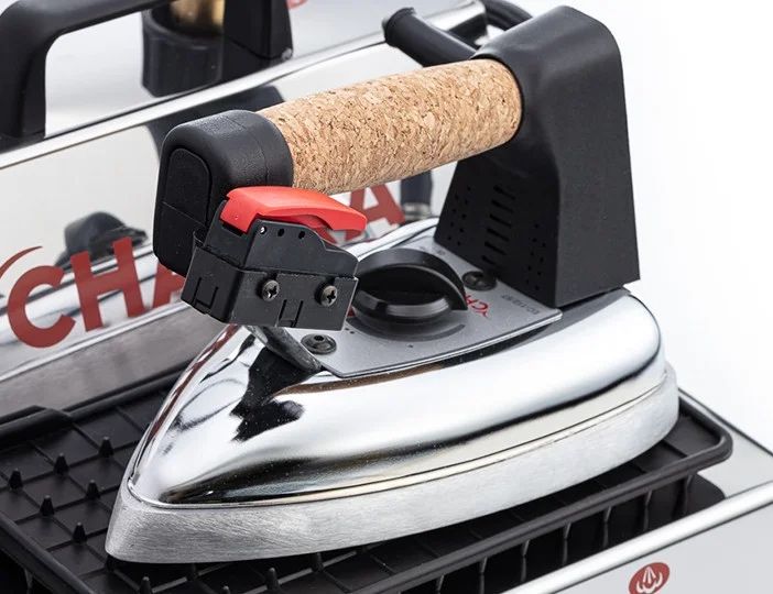 Парогенератор с электроутюгом CHAYKA модель PROFI-2