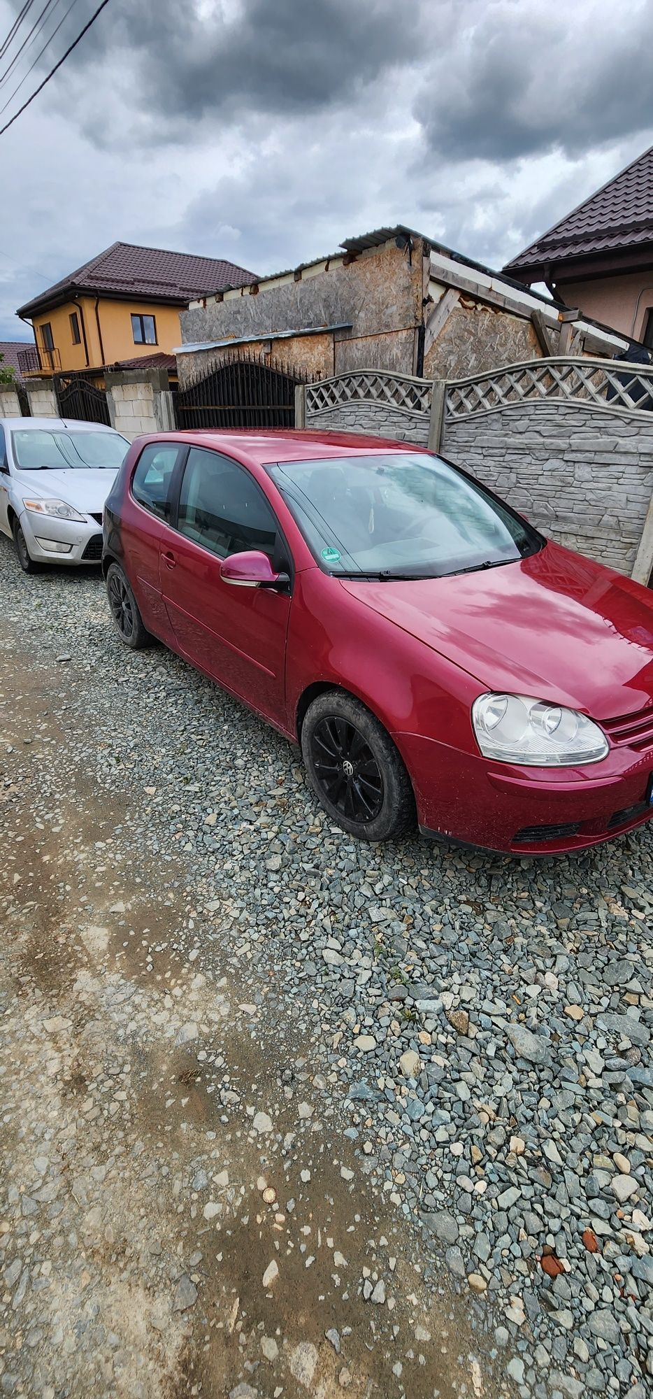 Vand VW golf 5  1.4 mpi  proaspat vopsit