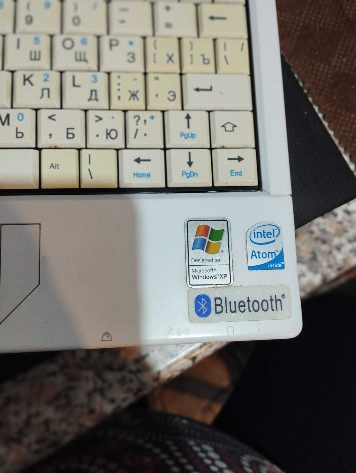 Laptop Futzhitsu Siemens AMILO