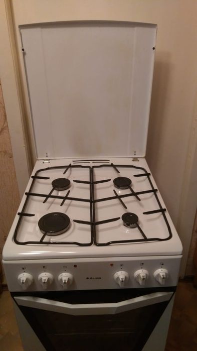 Продам газовую плиту