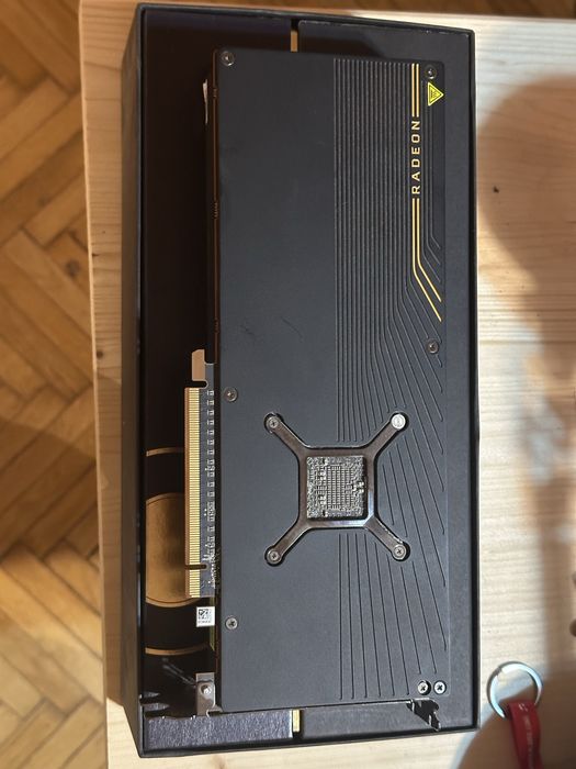 Placa video AMD 5700XT Anniversary Edition 8GB VRAM