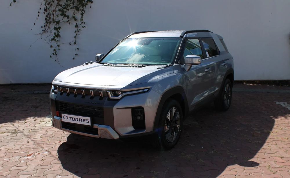 SsangYong Torres Torres FullHybrid 204 CP tractiune fata cutie de viteze automata