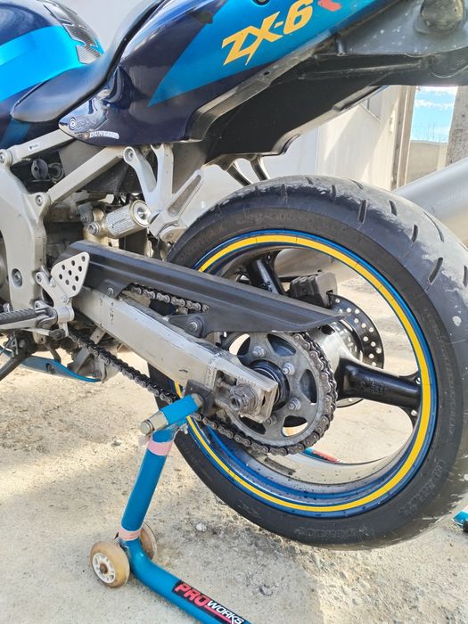 Se vinde Kawasaki  ninja zx600jj
