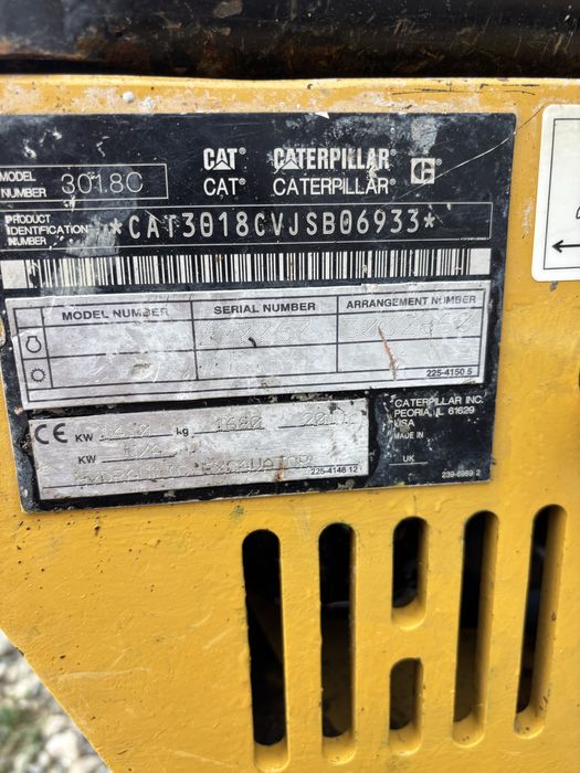 Miniexcavator cat 1,8 t