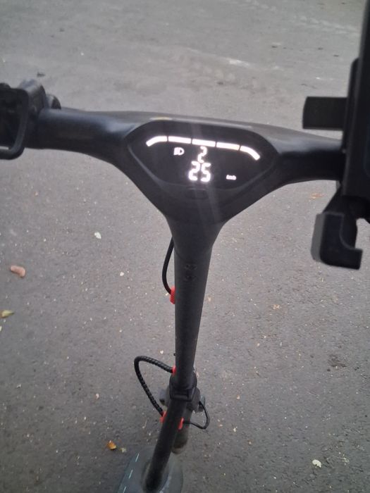 Vand trotineta electrica mai multe detalii la telefon