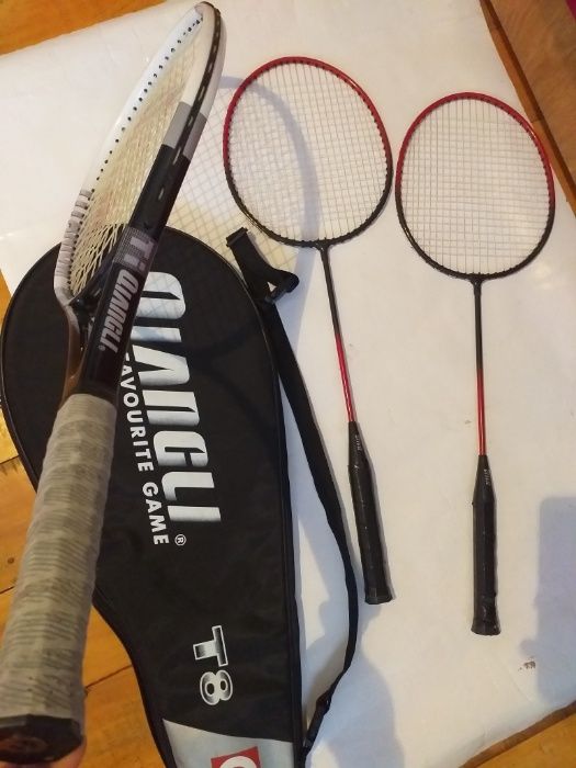 3 rachete de tenis: Qiangli T8 si 2 MAXIMA/Reghin