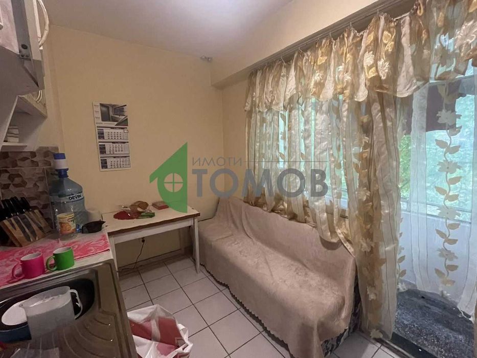 Продава се Едностаен апартамент в Шумен, Център - 42 кв.м за 1214 €/кв.м - Снимка #3