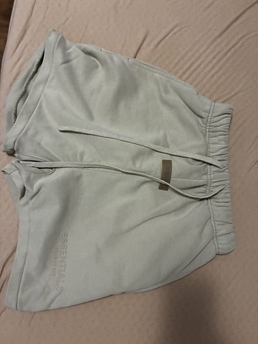 Essentials Fear Of God shorts