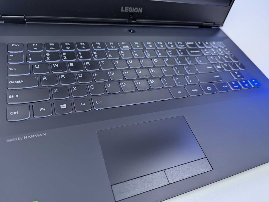 Laptop Gaming 17.3" Lenovo Legion i7-8750H 16GB RAM GTX 1650 Windows