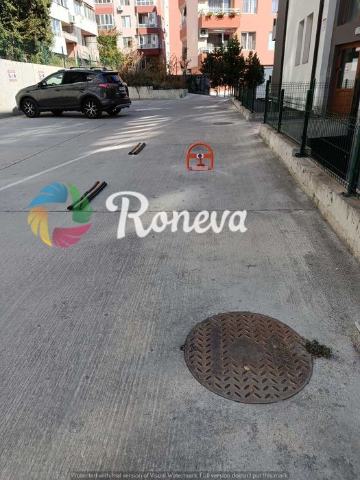 Надземни паркоместа в затворен двор
