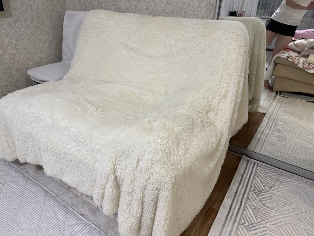Продам диван с креслом