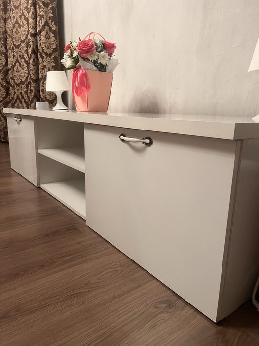 Тумба для комнаты, под телевизор можно.