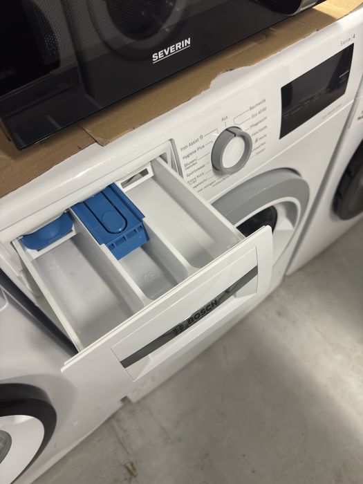 Masina de spalat rufe Bosch Serie 4 WAN2812A