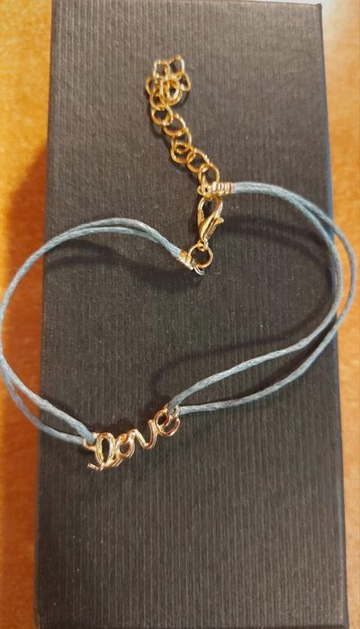 Set de 6 brățări aurii și albastre